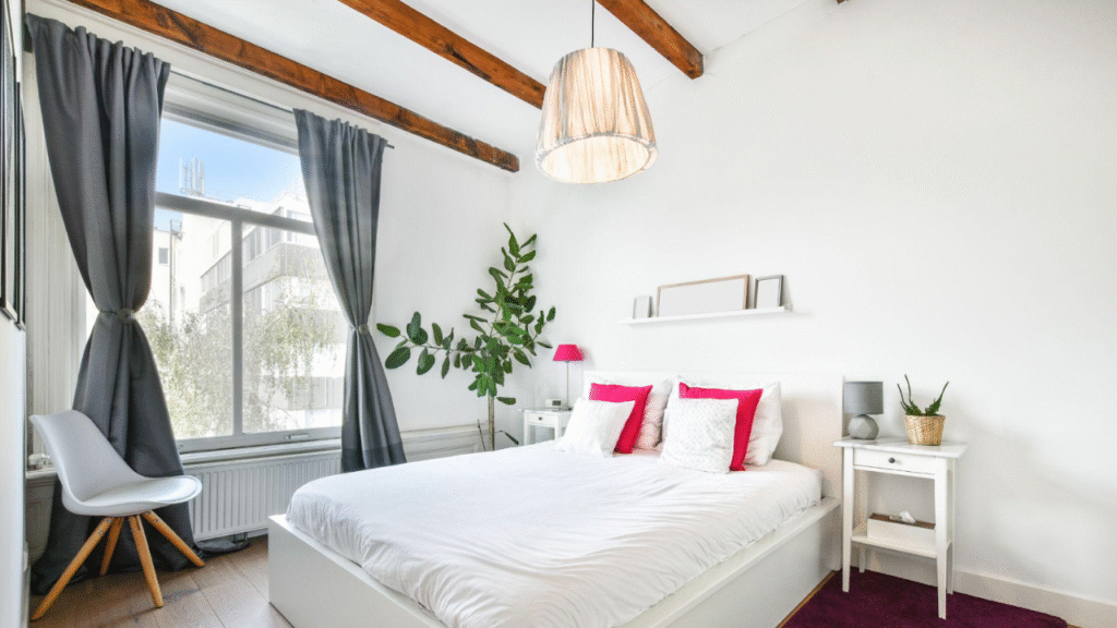 Small Apartment Decor