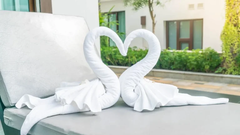 How to Style a Swan Planter in Your Living Room